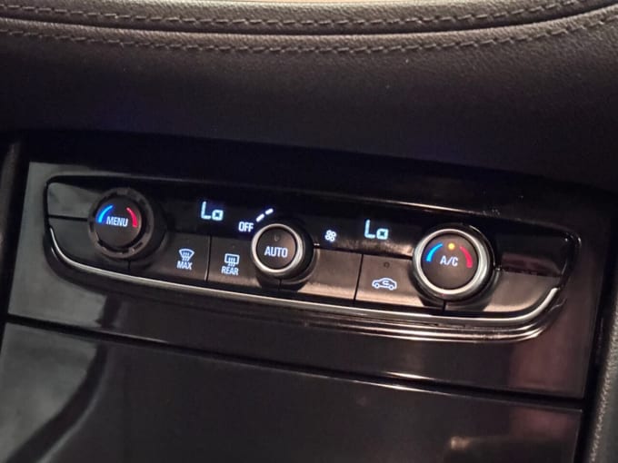 2025 Vauxhall Grandland X