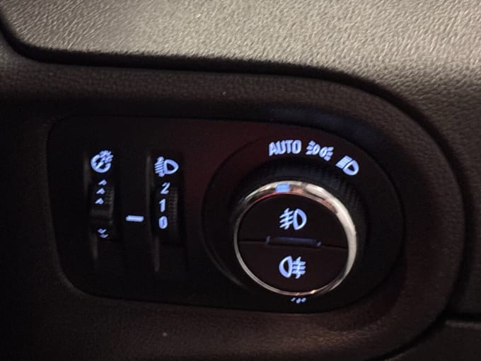 2025 Vauxhall Grandland X