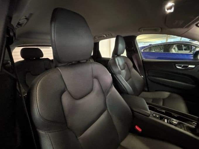 2025 Volvo Xc60