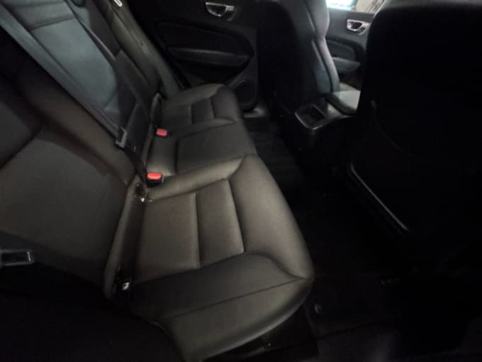 2025 Volvo Xc60