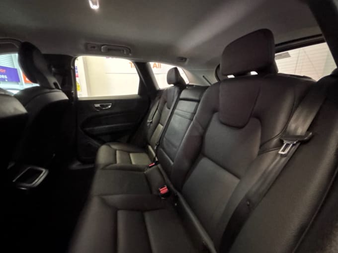 2025 Volvo Xc60