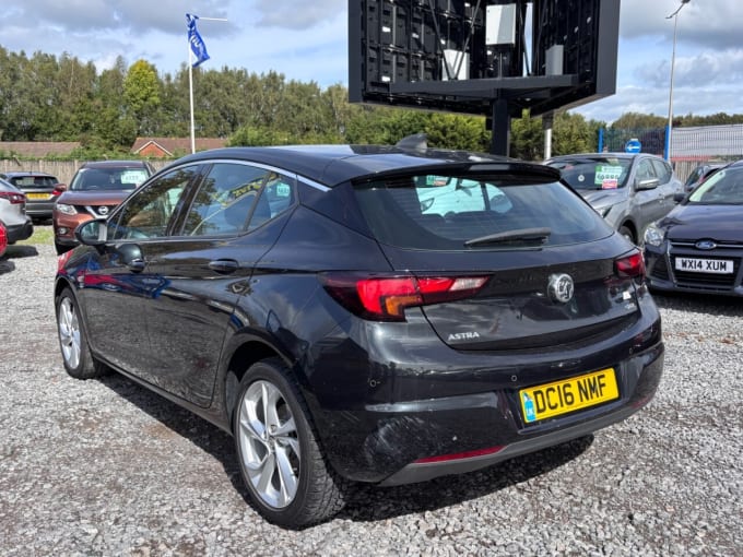 2025 Vauxhall Astra