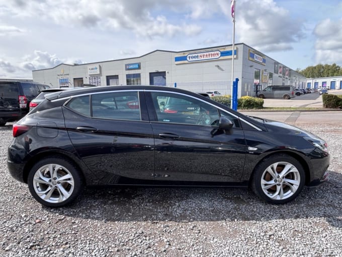 2025 Vauxhall Astra