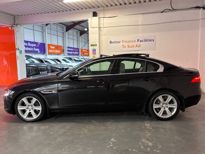 2025 Jaguar Xe