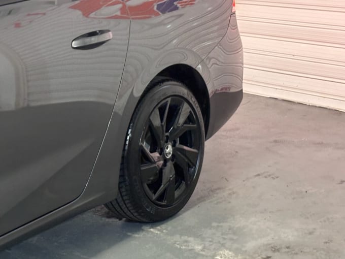 2025 Vauxhall Astra