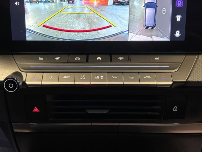 2025 Vauxhall Astra