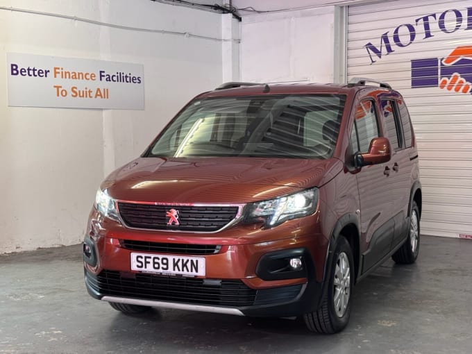 2025 Peugeot Rifter