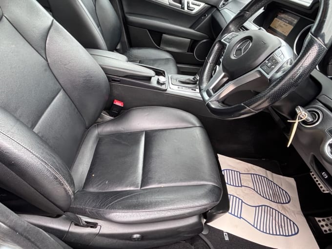 2025 Mercedes-benz C-class