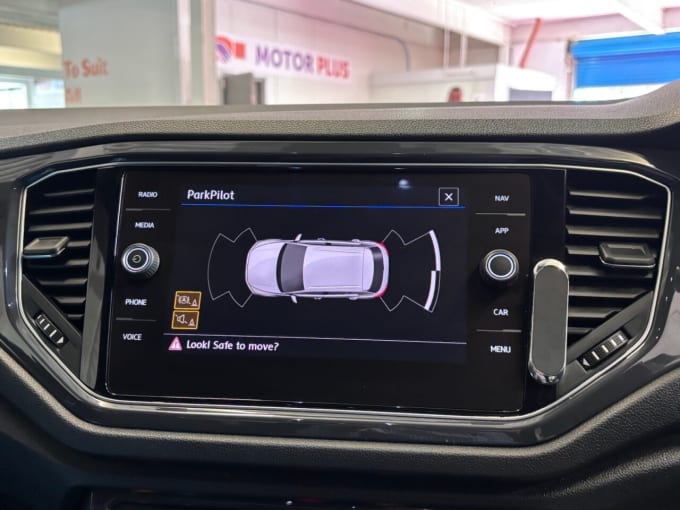 2025 Volkswagen T-roc