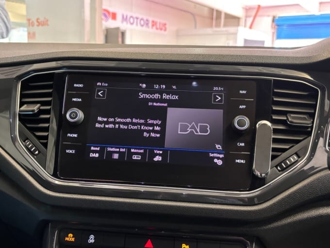 2025 Volkswagen T-roc