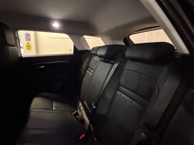2025 Land Rover Range Rover Evoque