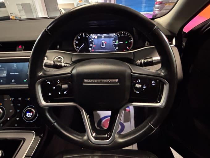 2025 Land Rover Range Rover Evoque