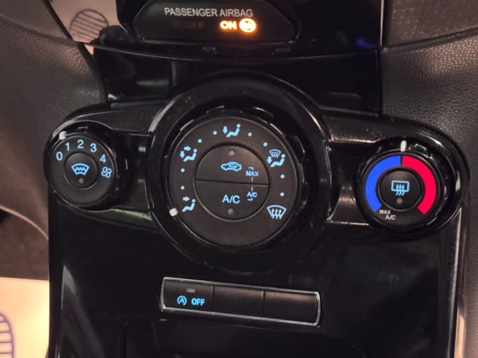 2025 Ford Fiesta