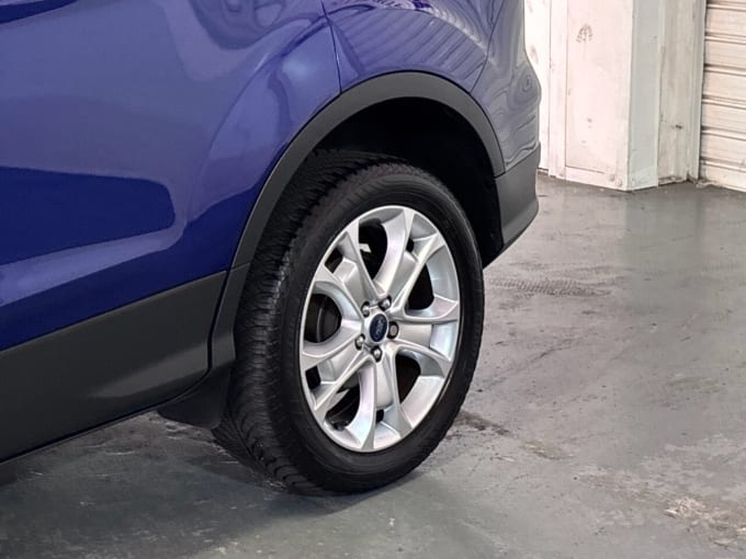 2025 Ford Kuga