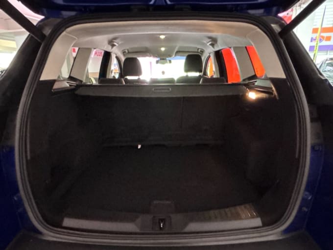 2025 Ford Kuga