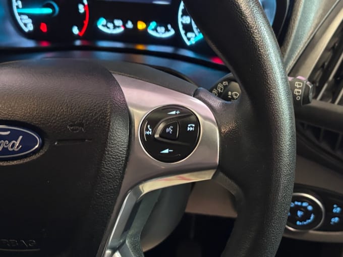 2025 Ford Grand Tourneo Connect