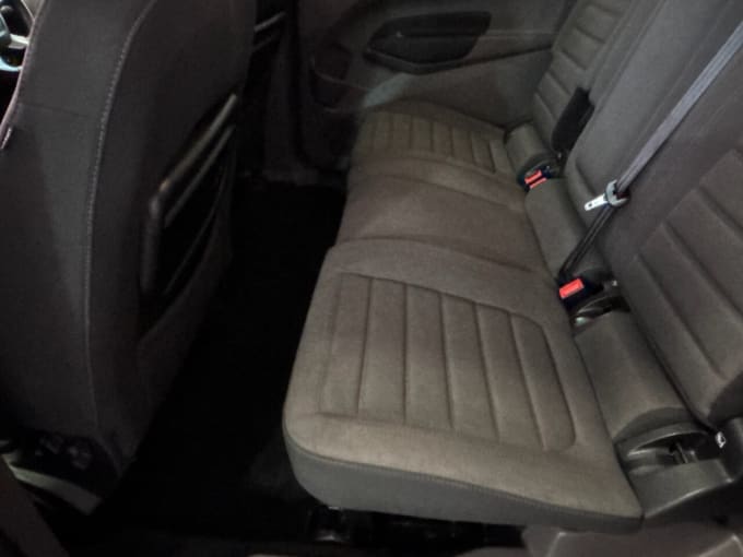 2025 Ford Grand Tourneo Connect