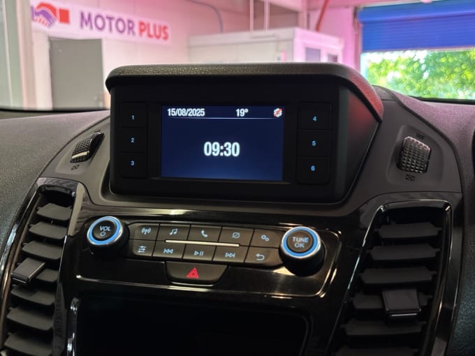 2025 Ford Grand Tourneo Connect