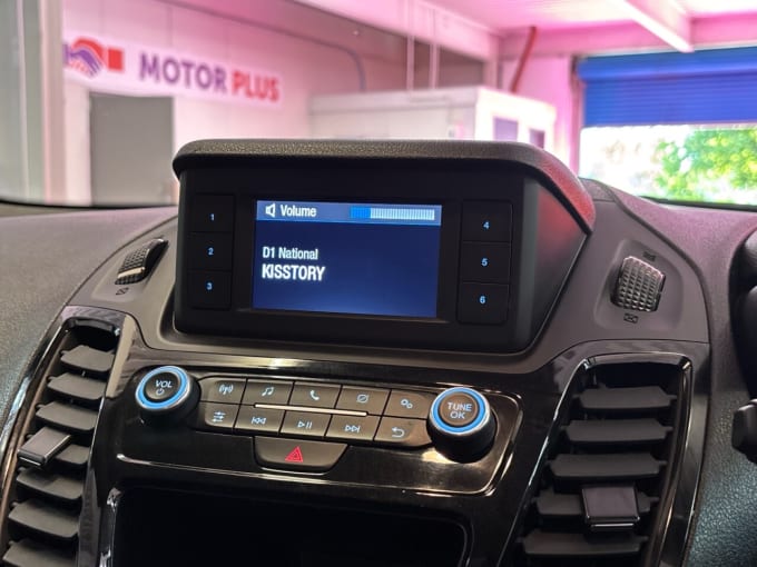 2025 Ford Grand Tourneo Connect