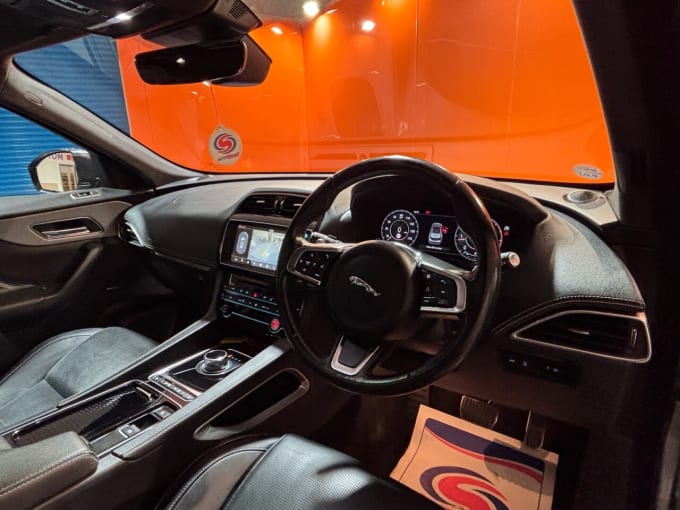 2025 Jaguar F-pace