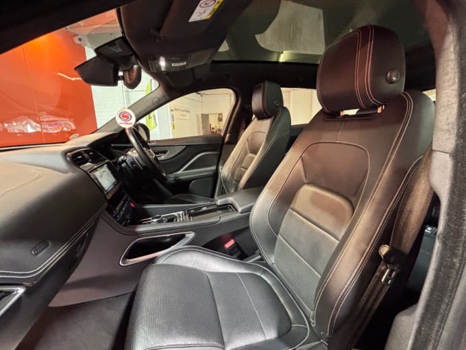 2025 Jaguar F-pace