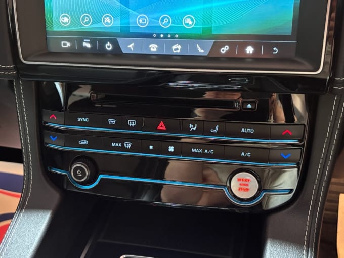 2025 Jaguar F-pace