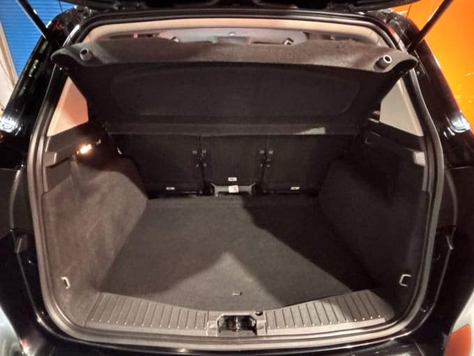 2025 Ford C-max