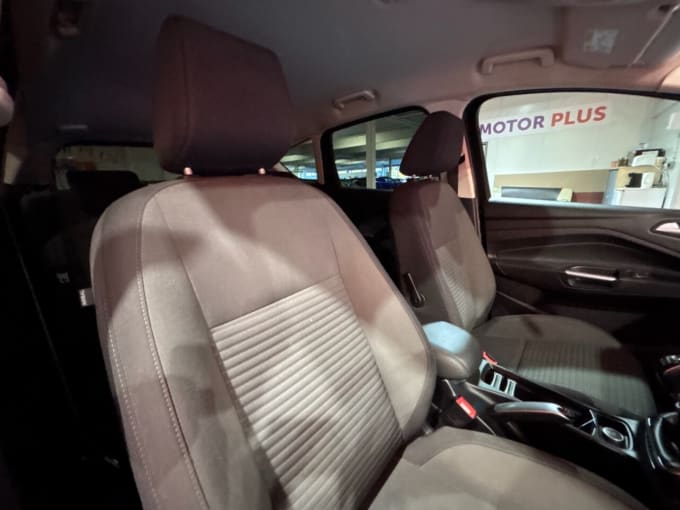 2025 Ford C-max