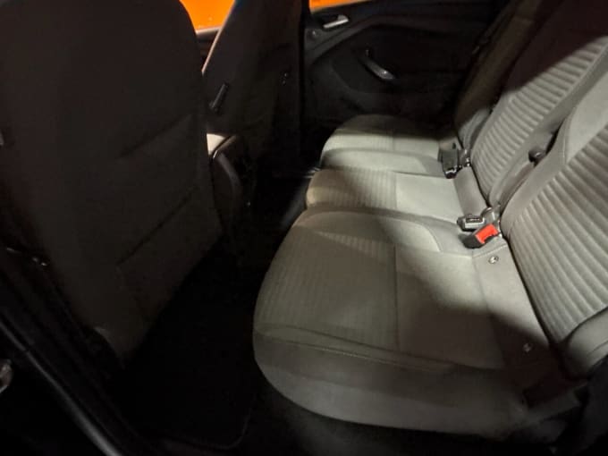 2025 Ford C-max