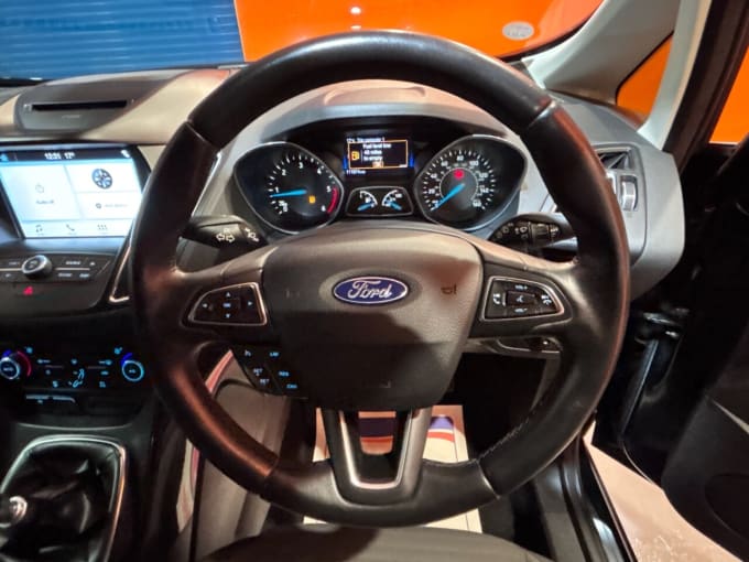 2025 Ford C-max