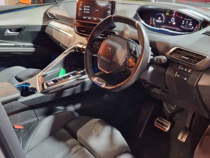 2025 Peugeot 3008