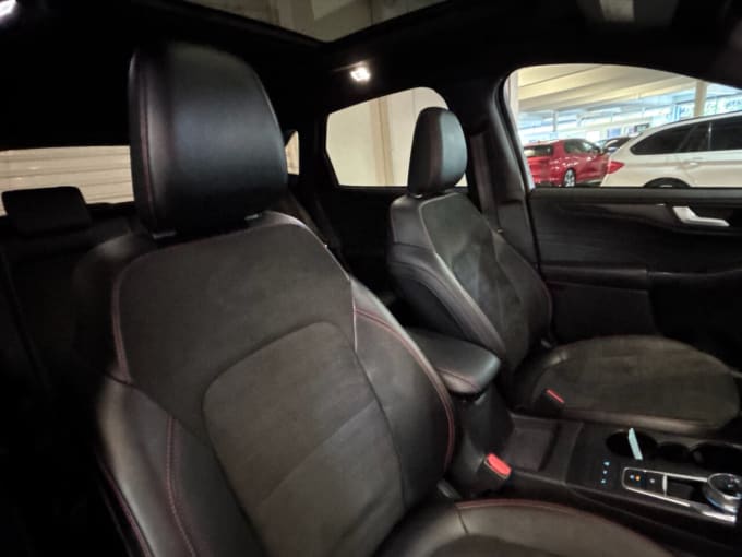 2025 Ford Kuga