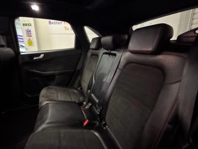 2025 Ford Kuga