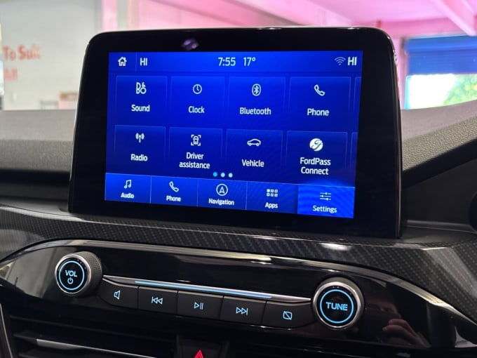 2025 Ford Kuga