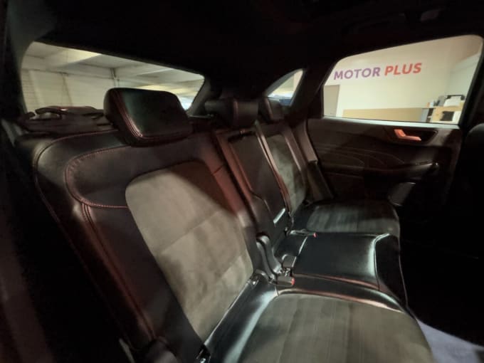 2025 Ford Kuga