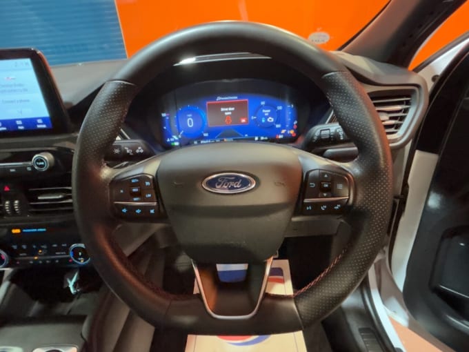 2025 Ford Kuga