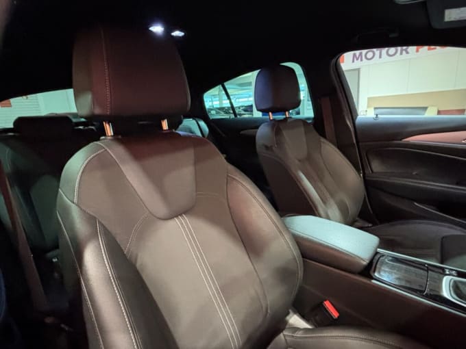 2025 Vauxhall Insignia