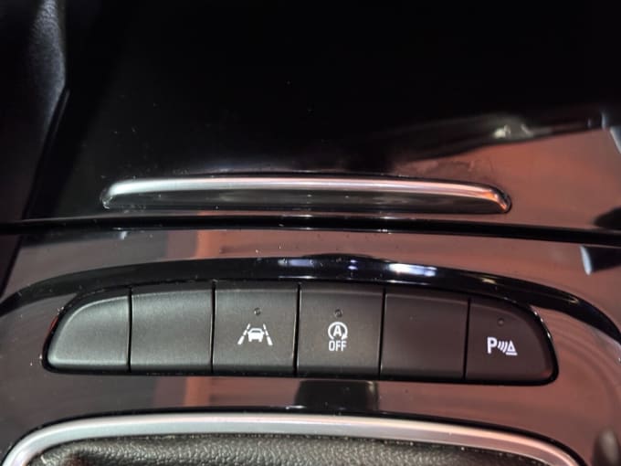 2025 Vauxhall Insignia