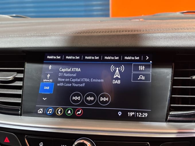 2025 Vauxhall Insignia