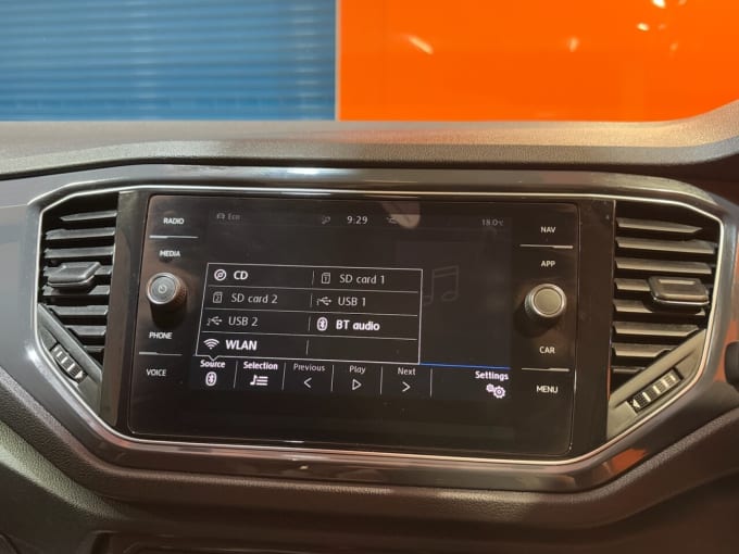 2025 Volkswagen T-roc