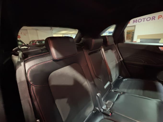 2025 Ford Kuga