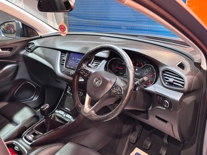 2025 Vauxhall Grandland X