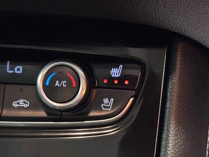 2025 Vauxhall Grandland X
