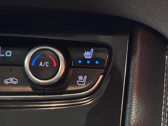 2025 Vauxhall Grandland X