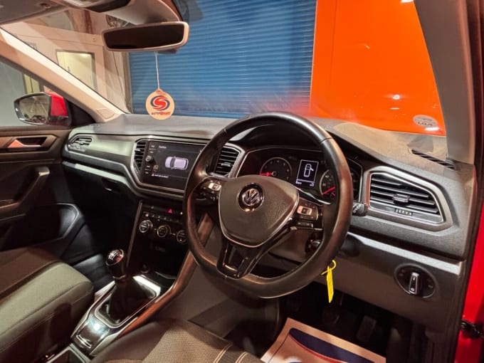 2025 Volkswagen T-roc