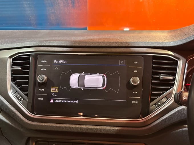 2025 Volkswagen T-roc