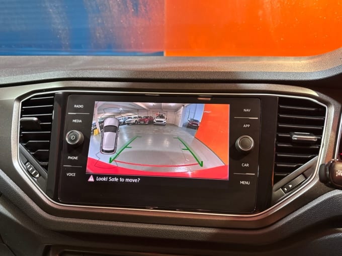 2025 Volkswagen T-roc