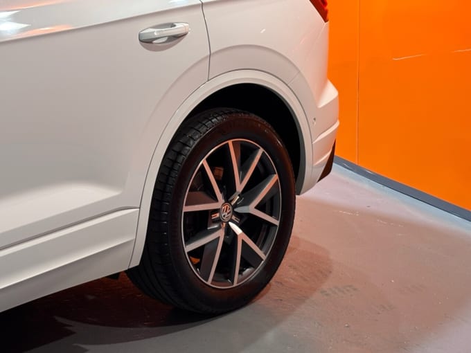 2025 Volkswagen Touareg