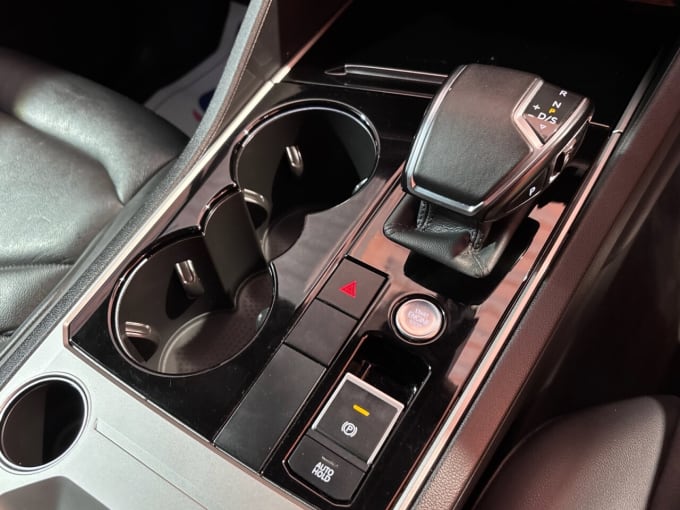 2025 Volkswagen Touareg