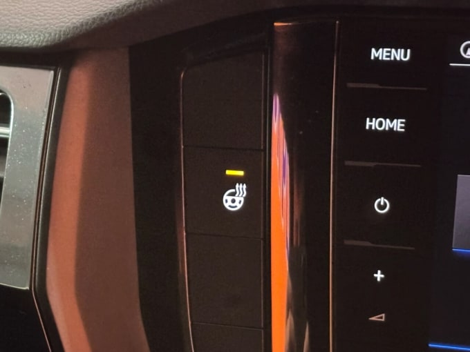2025 Volkswagen Touareg